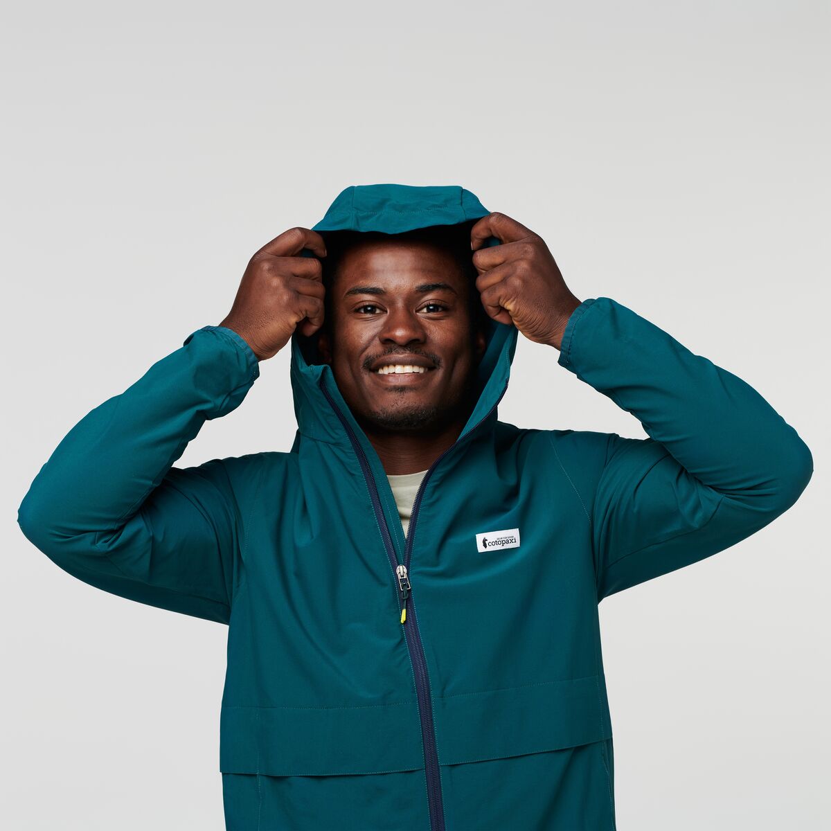 Viento Travel Jacket - Men's, Deep Ocean, Model Jeremy