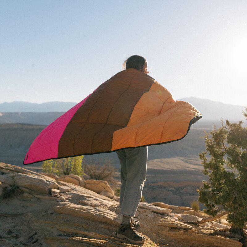 Teca Camp Blanket, Lifestyle