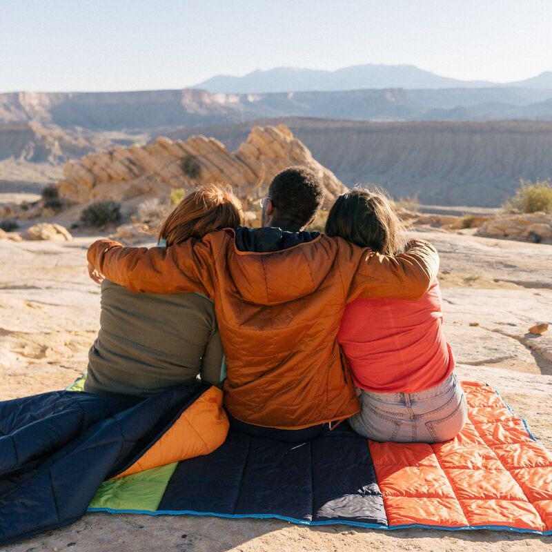 Teca Camp Blanket, Lifestyle