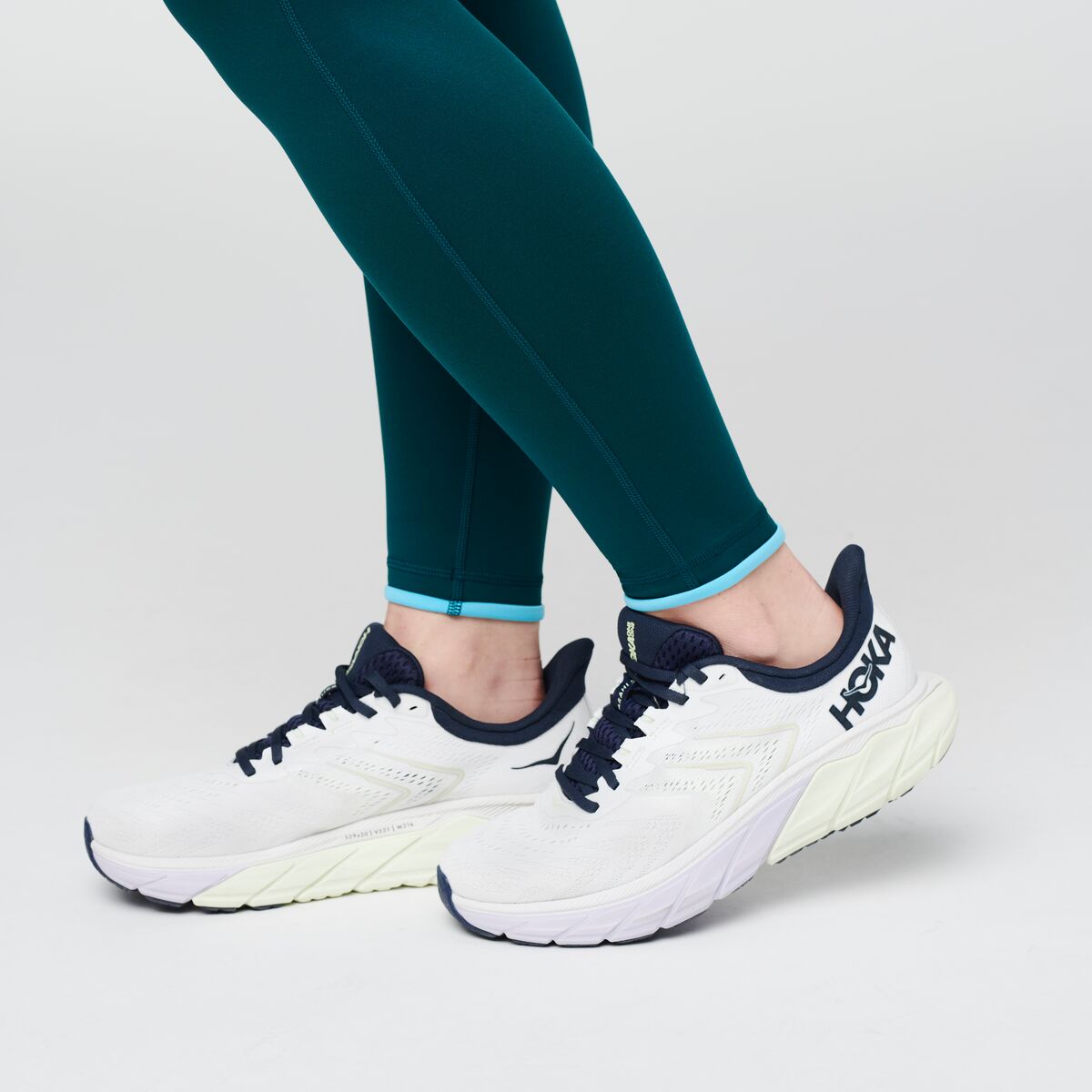 Mari Tight - Women's, Deep Ocean, Model Aya