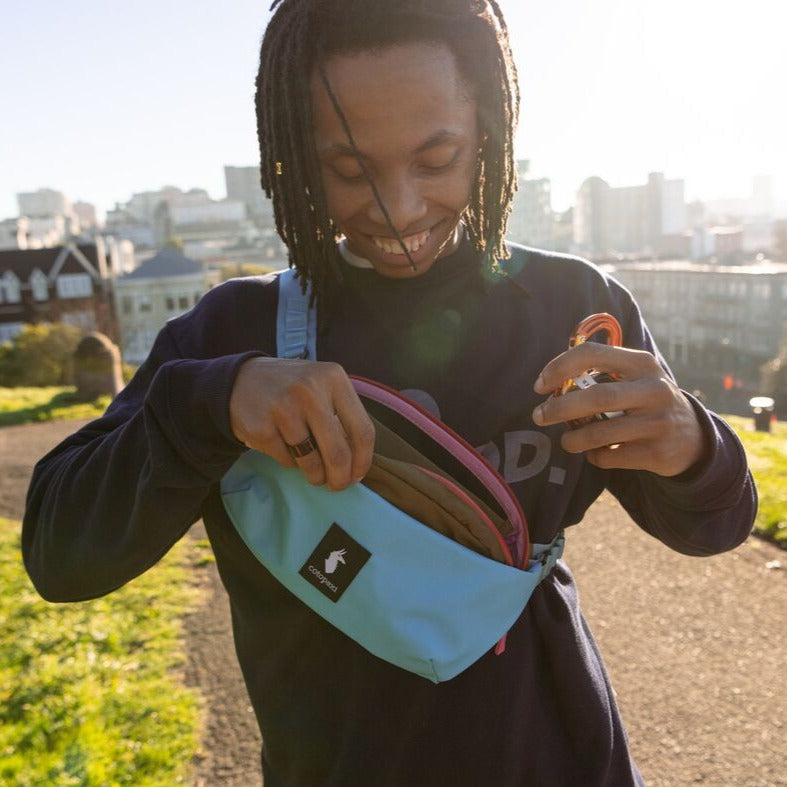 Coso 2L Hip Pack - Cada Día, Detail