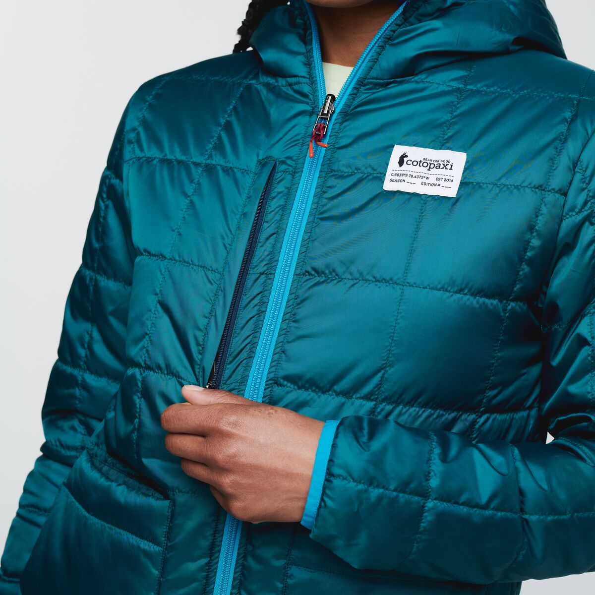 Teca Cálido Hooded Jacket - Women's, Video Tape, Model Callie