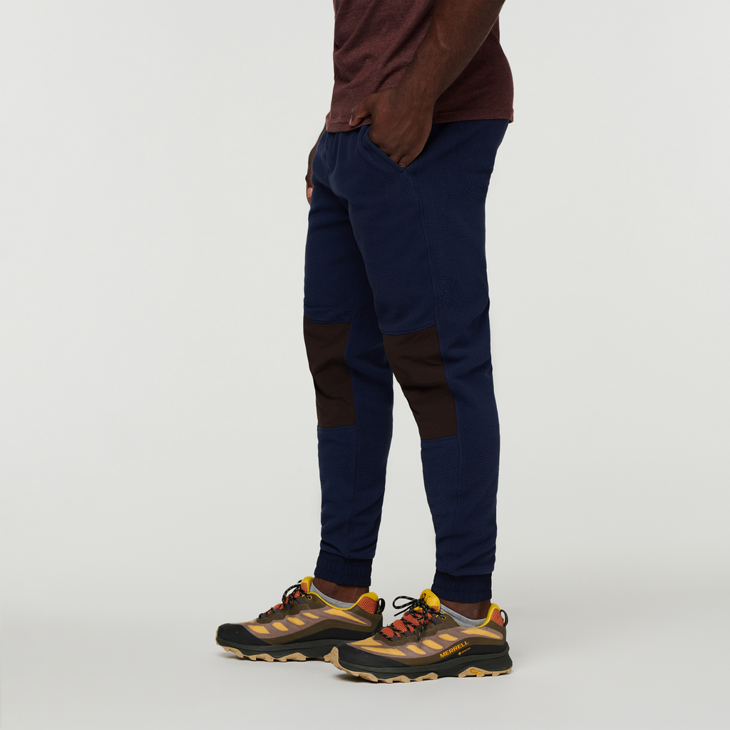 Abrazo Fleece Jogger - Men's, Maritime, Model Jeremy