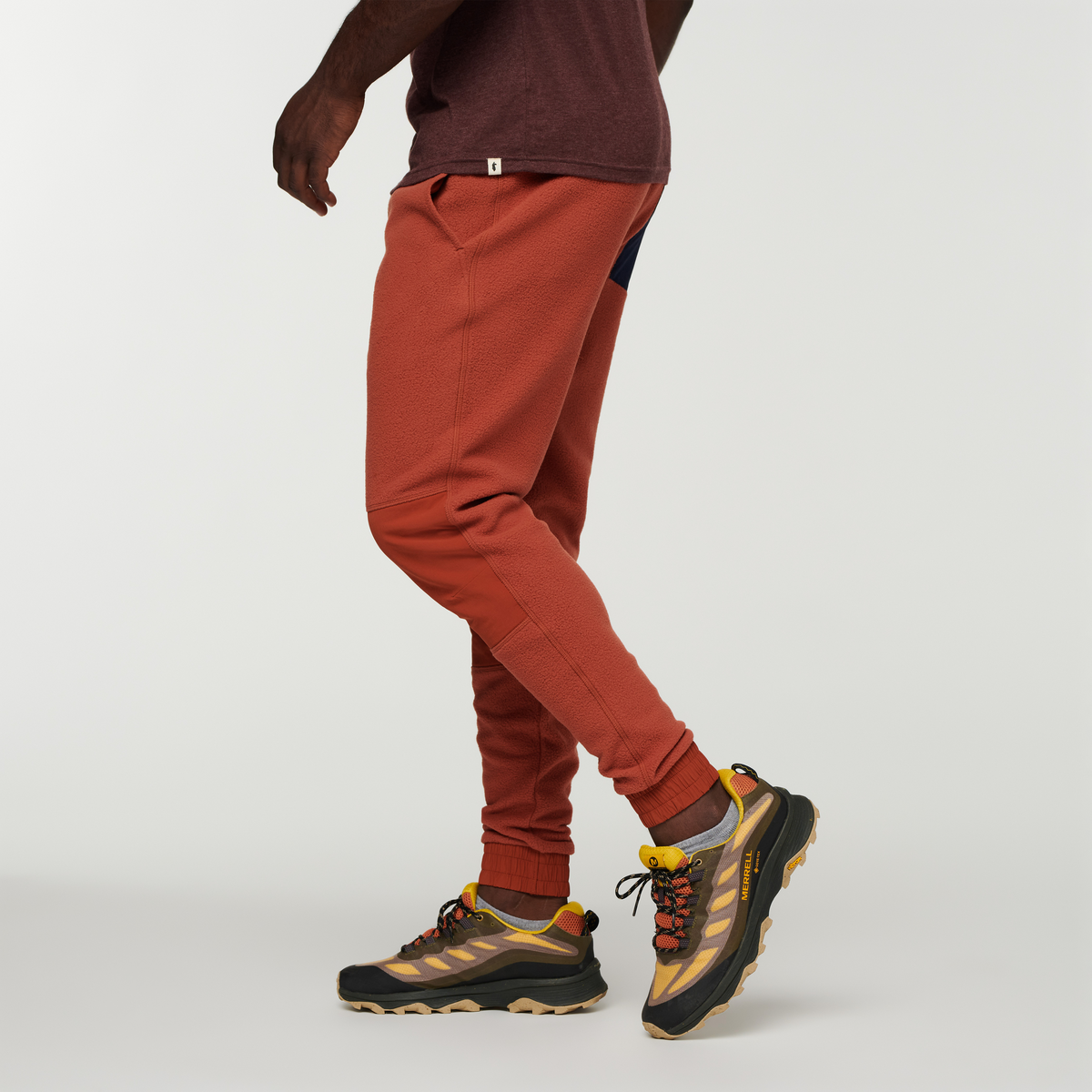 Abrazo Fleece Jogger - Men's, Spice, Model Jeremy