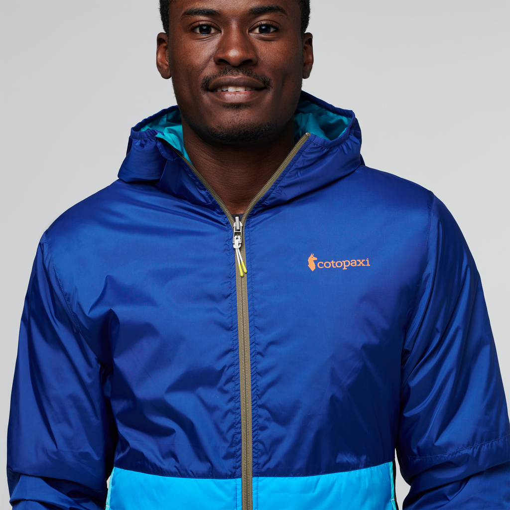Teca Cálido Hooded Jacket - Men's, The Wave, Model Jeremy