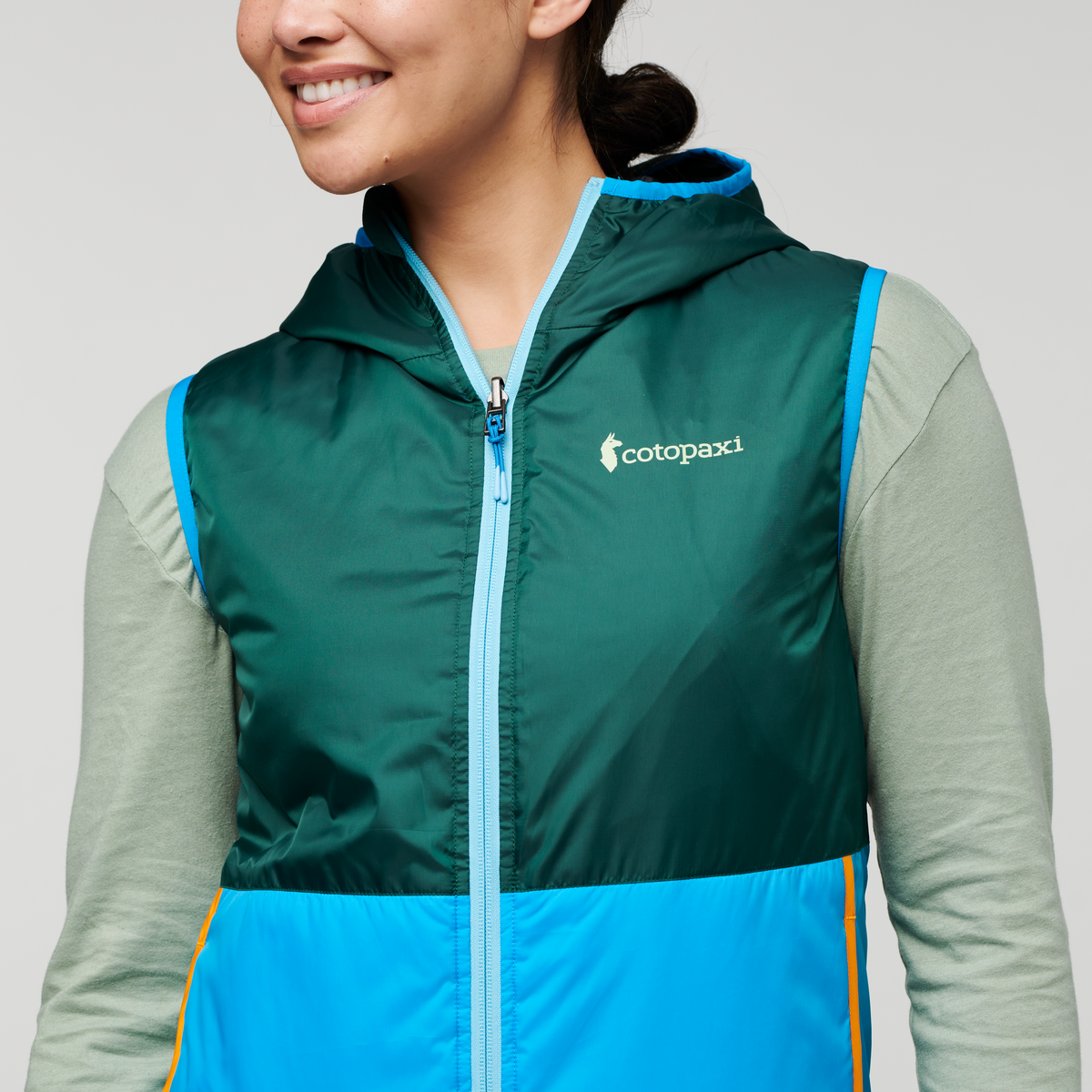 Teca Cálido Hooded Vest - Women's, Pensacola, Model Maile