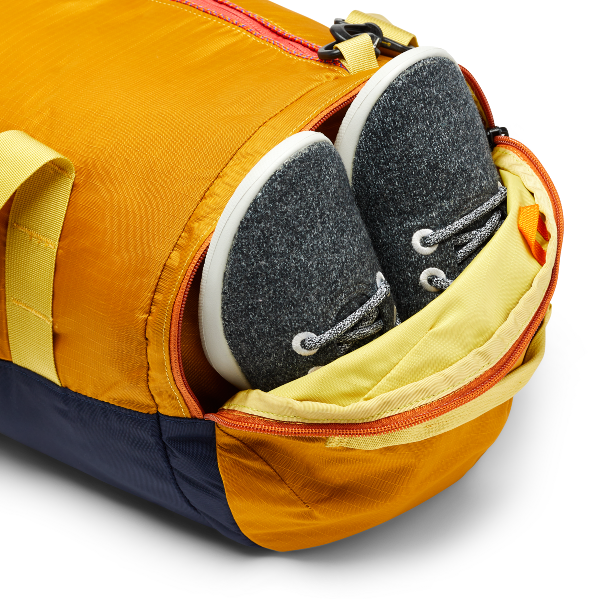 Ligera 32L Duffel Bag - Cada Día, Amber