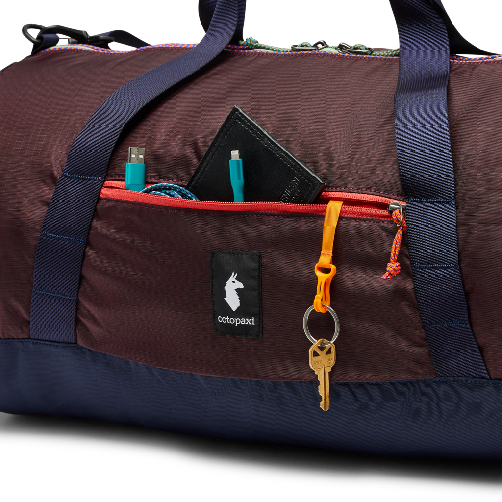 Ligera 45L Duffel Bag - Cada Día, Wine