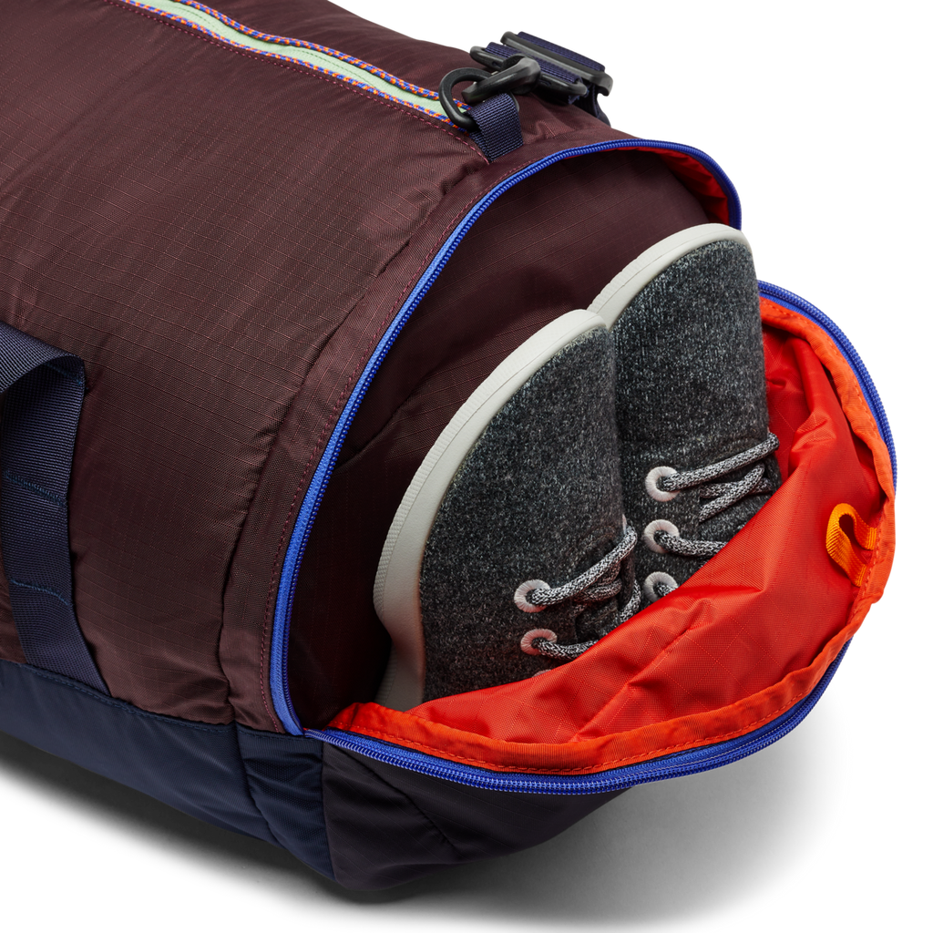 Ligera 45L Duffel Bag - Cada Día, Wine