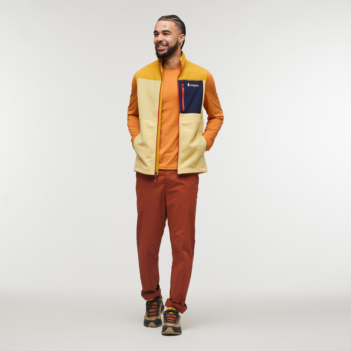 Abrazo Fleece Vest - Men's, Amber/Wheat, Model Alex