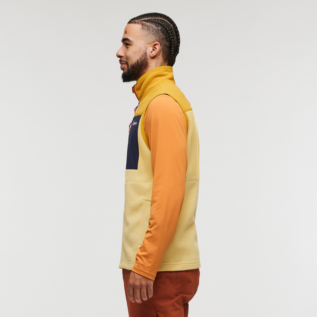 Abrazo Fleece Vest - Men's, Amber/Wheat, Model Alex