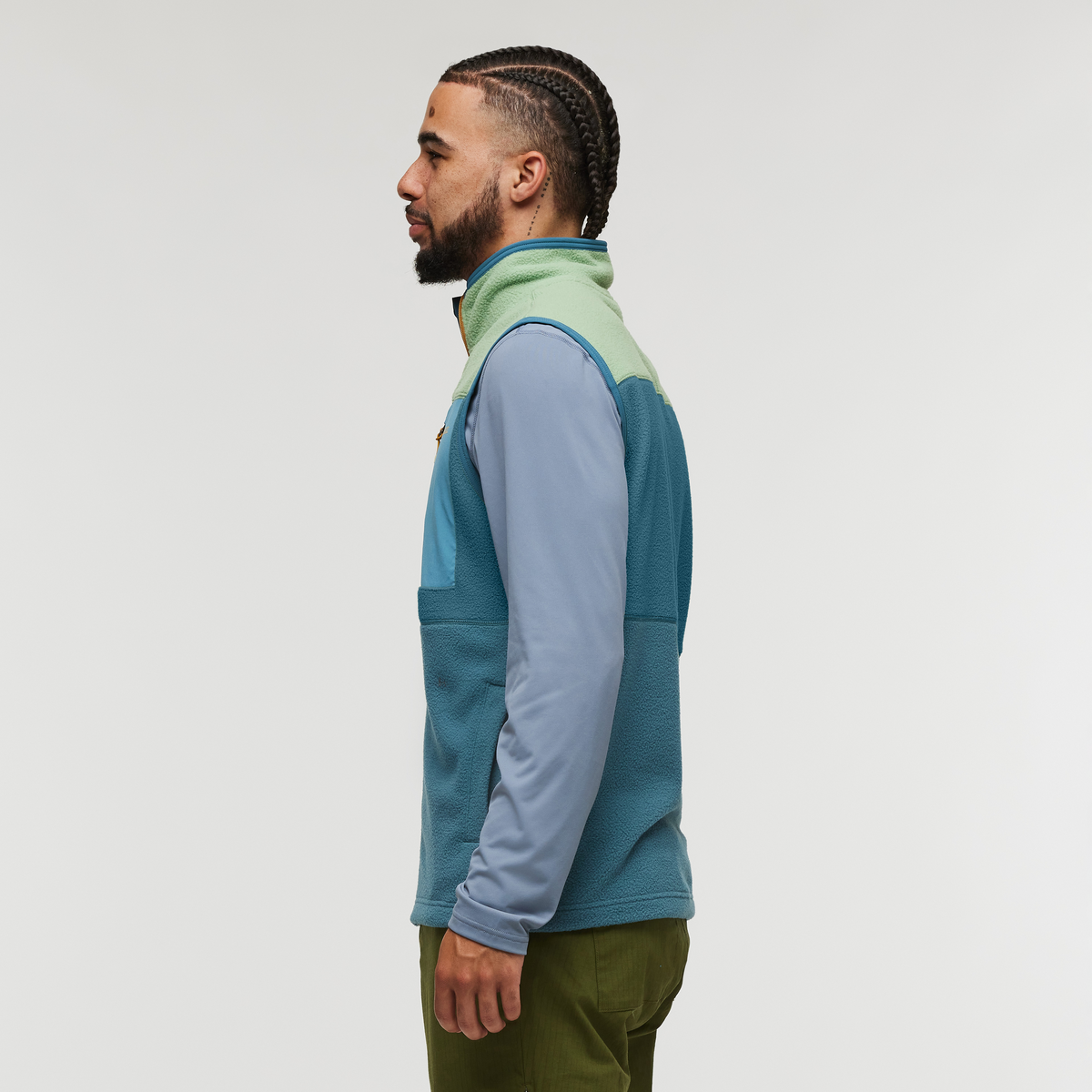 Abrazo Fleece Vest - Men's, Aspen/Blue Spruce, Model Alex
