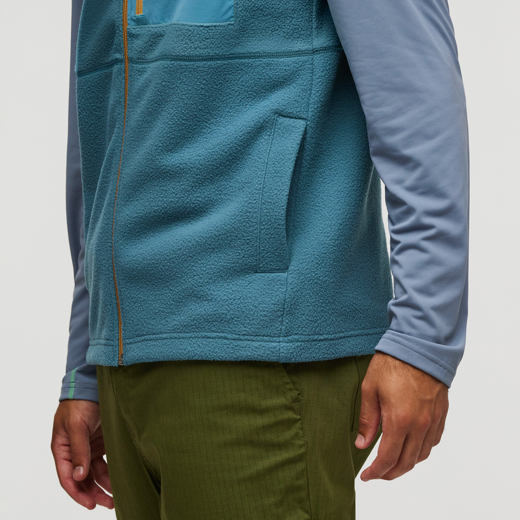 Abrazo Fleece Vest - Men's, Aspen/Blue Spruce, Model Alex