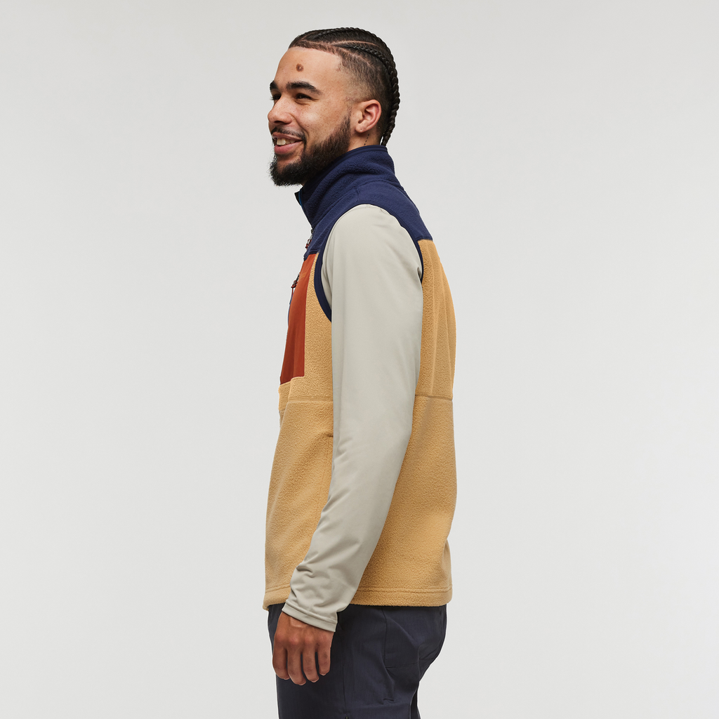 Abrazo Fleece Vest - Men's, Maritime/Birch, Model Alex