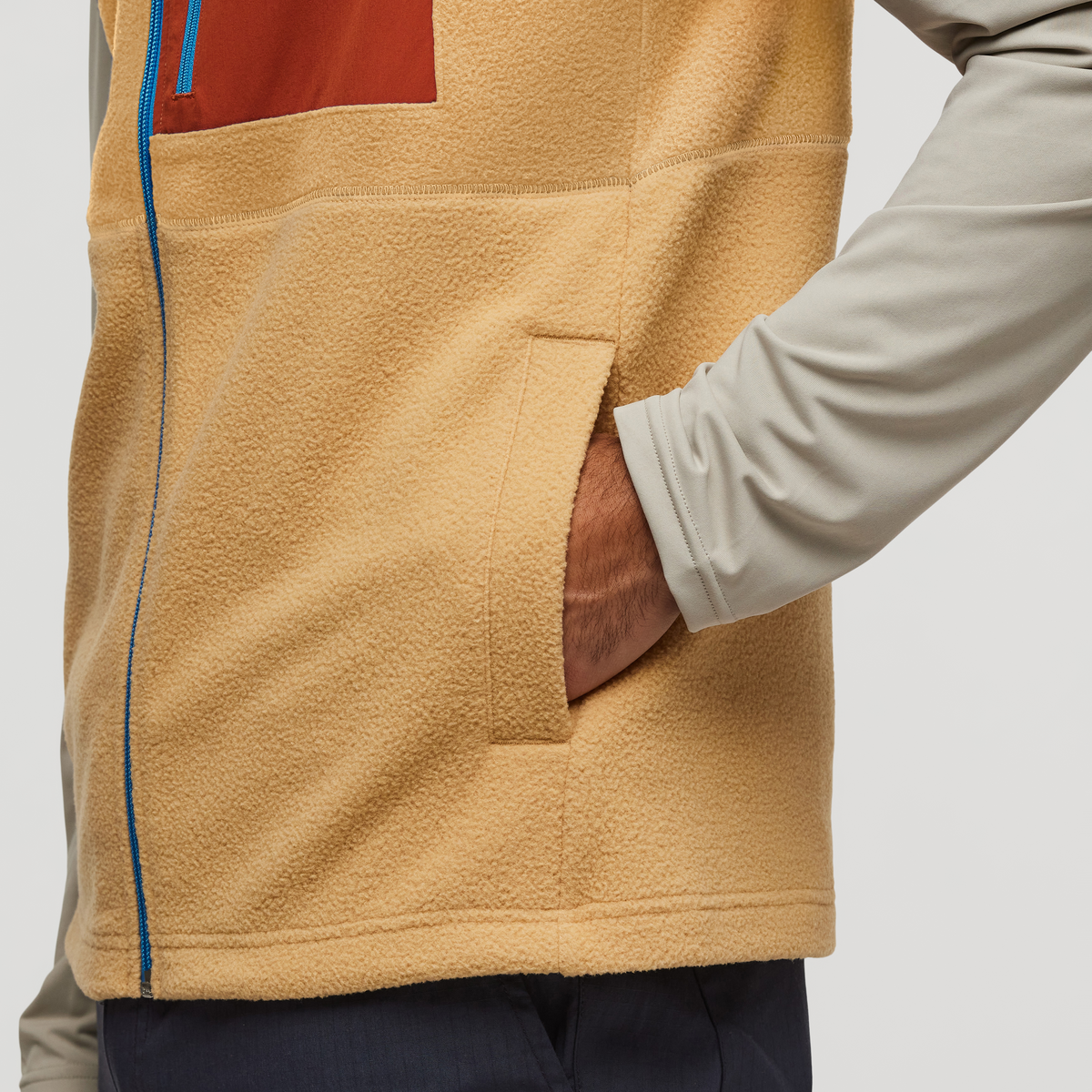 Abrazo Fleece Vest - Men's, Maritime/Birch, Model Alex