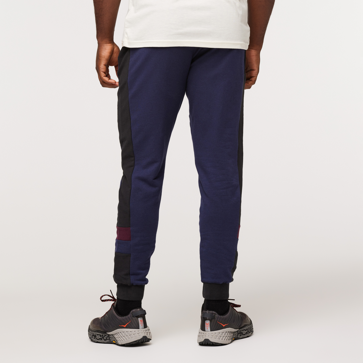 Bandera Organic Jogger - Men's, Maritime, Model Jeremy