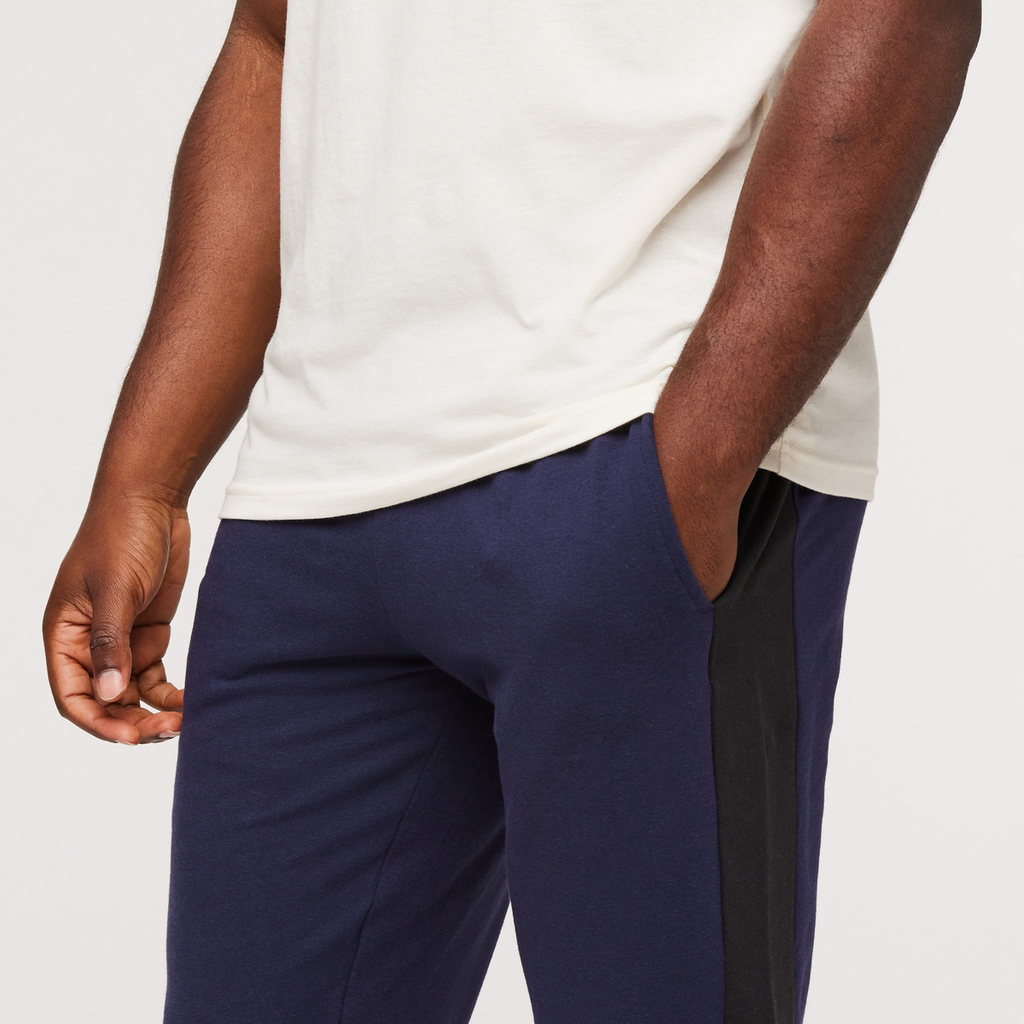 Bandera Organic Jogger - Men's, Maritime, Model Jeremy