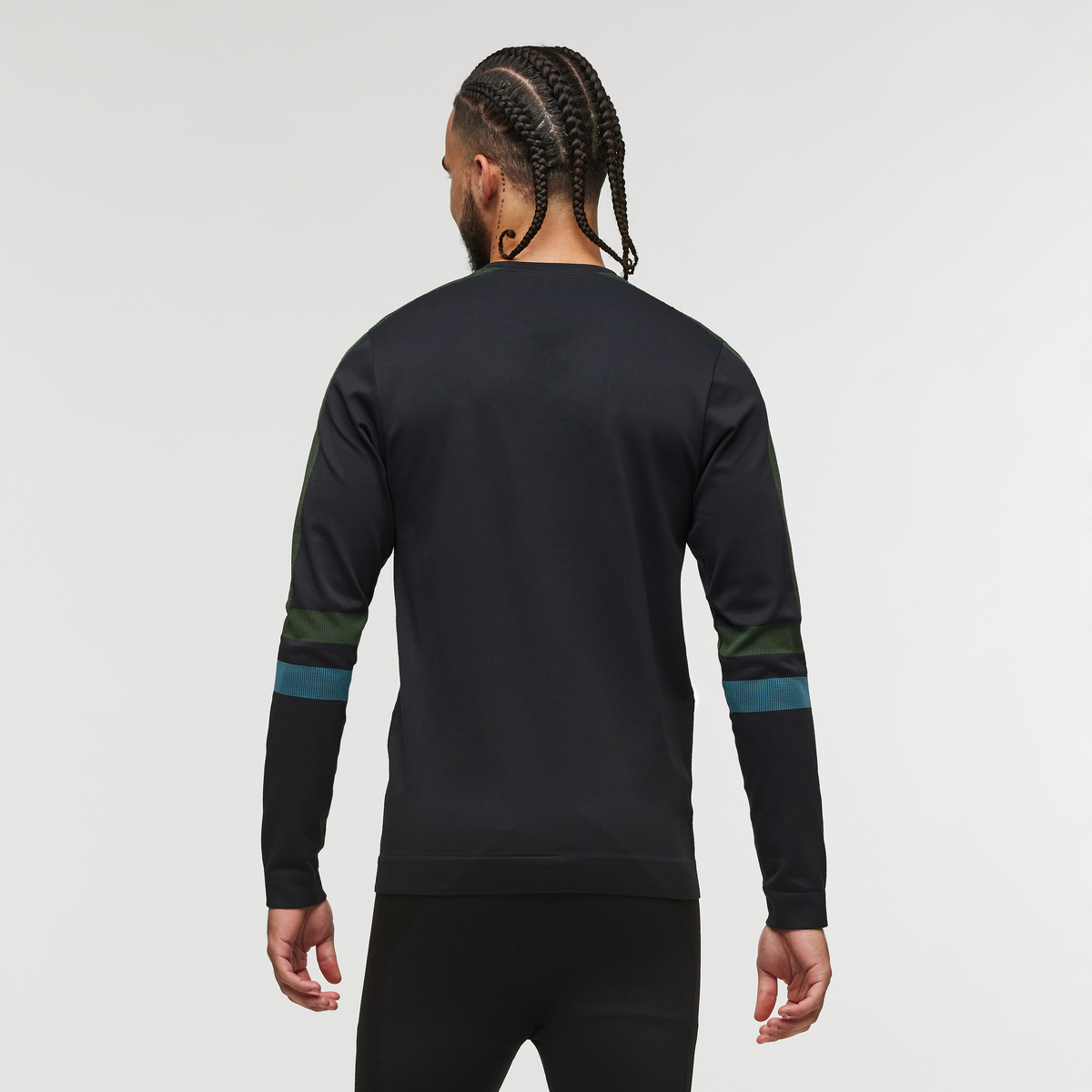 Debajo Seamless Baselayer Crew - Men's, Black Stripes, Model Alex