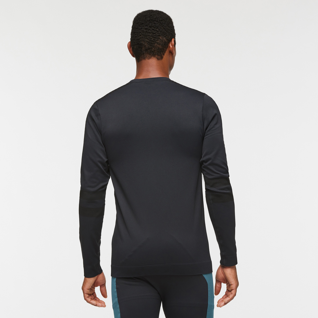 Debajo Seamless Baselayer Crew - Men's, Cotopaxi Black, Model Jason