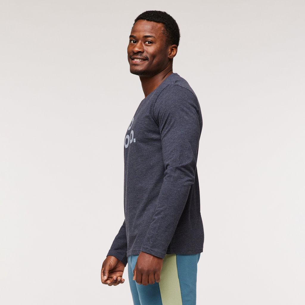 Do Good Organic Long-Sleeve T-Shirt, Graphite, Model Jeremy