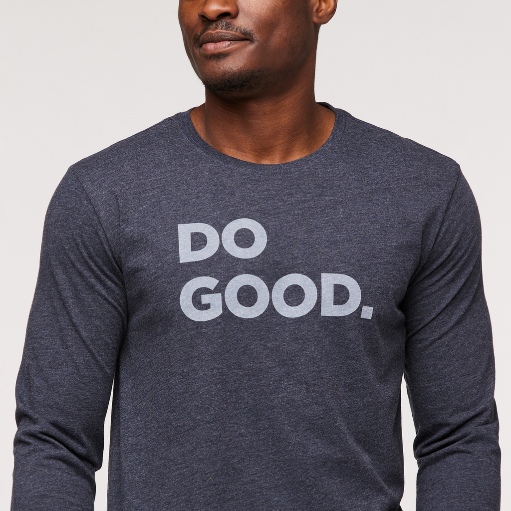 Do Good Organic Long-Sleeve T-Shirt, Graphite, Model Jeremy