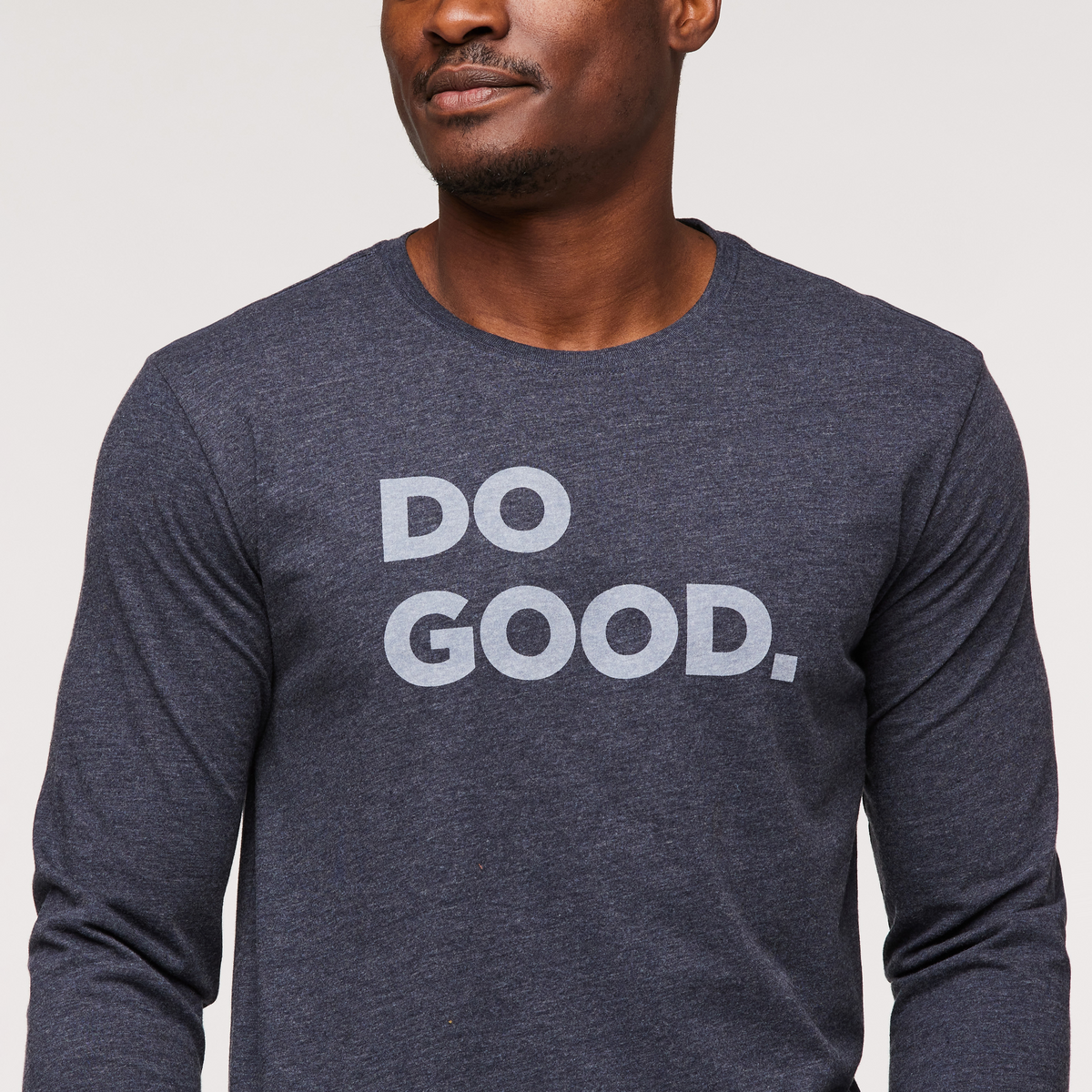 Do Good Organic Long-Sleeve T-Shirt, Graphite, Model Jeremy