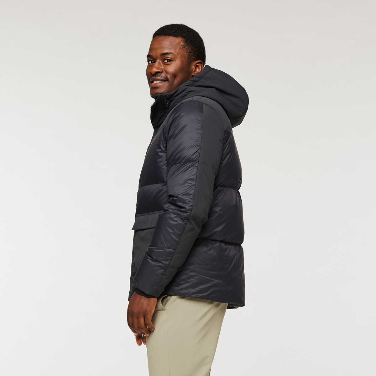 Solazo Down Parka - Men's, Cotopaxi Black, Model Jeremy