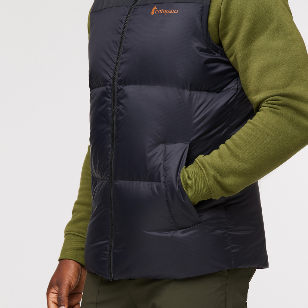 Solazo Down Vest - Men's, Black, Model Jeremy