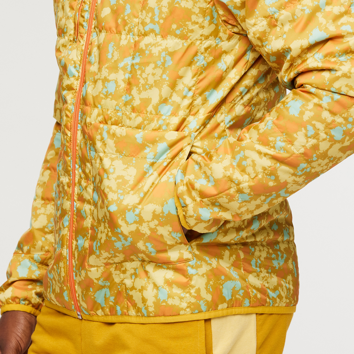 Teca Cálido Hooded Jacket - Print - Men's, Sun Spots, Model Jeremy