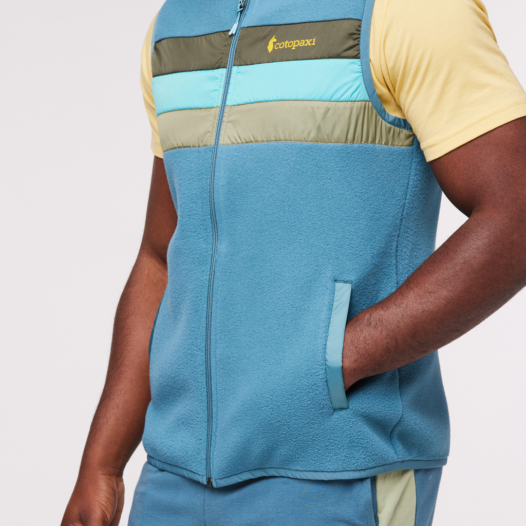 Teca Fleece Vest - Men's, Heron, Model Jeremy