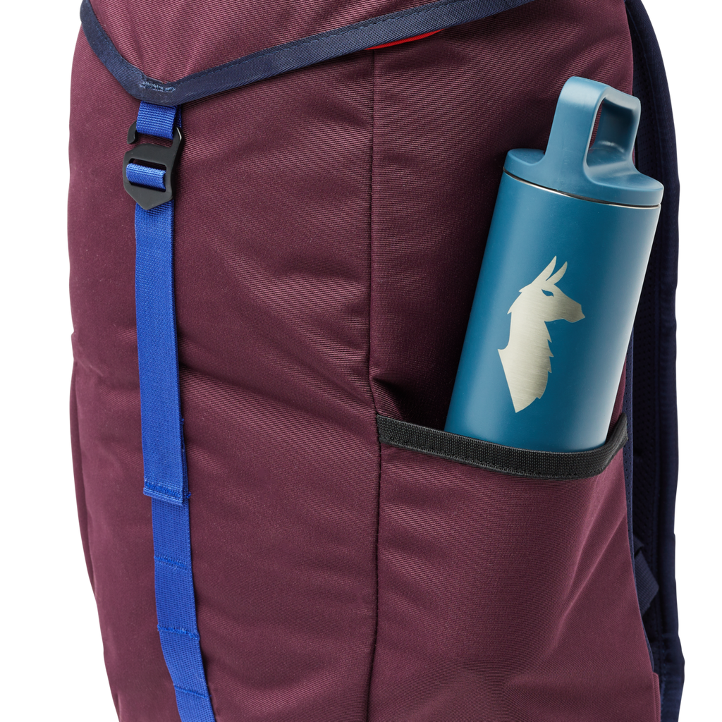 Tapa 22L Backpack - Cada Día, Wine