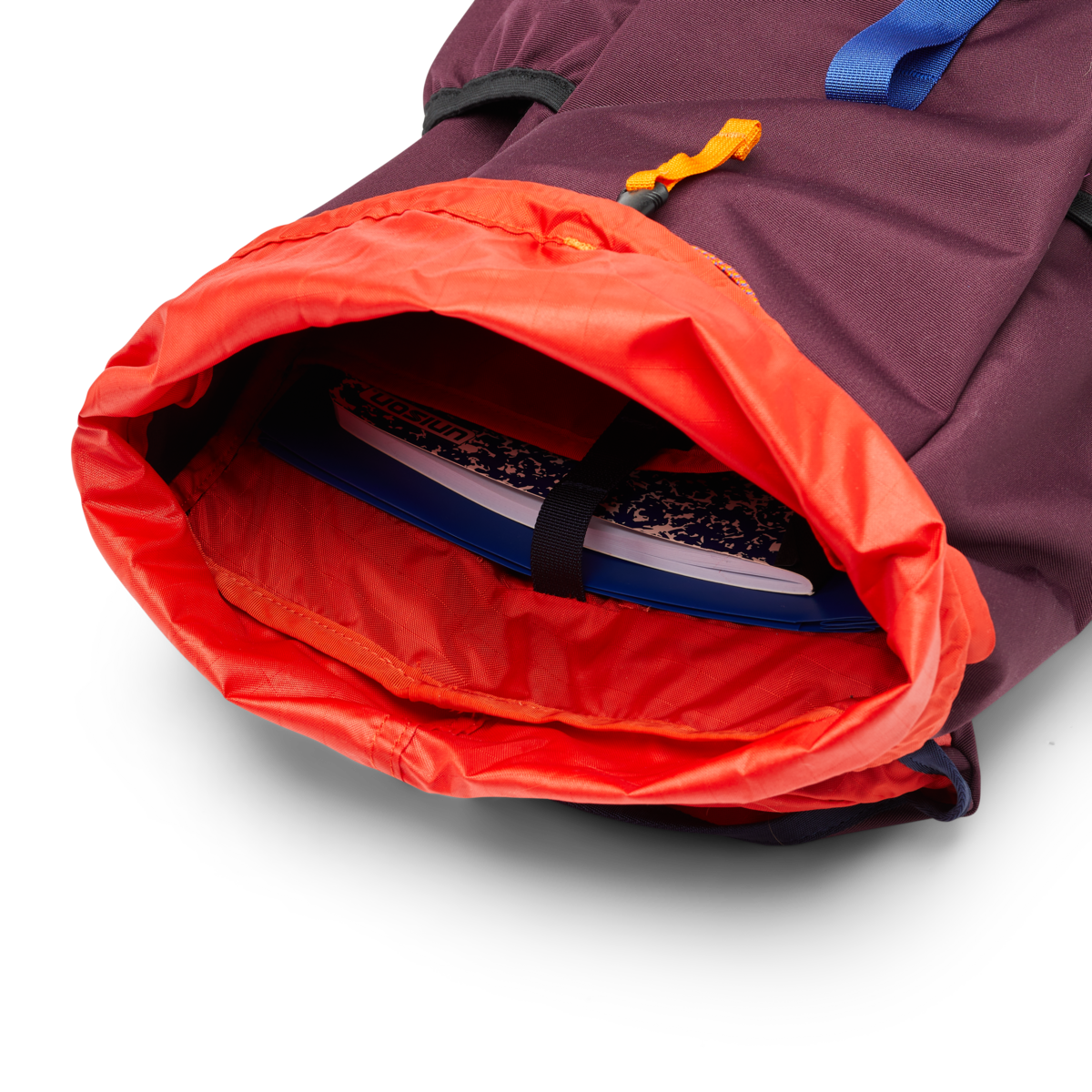 Tapa 22L Backpack - Cada Día, Wine