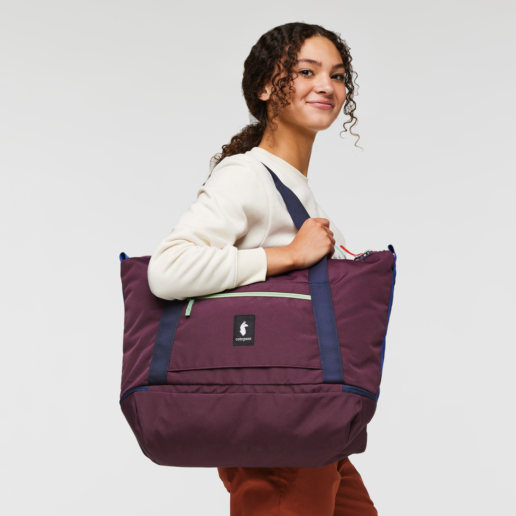 Viaje 35L Weekender Bag - Cada Día, Wine