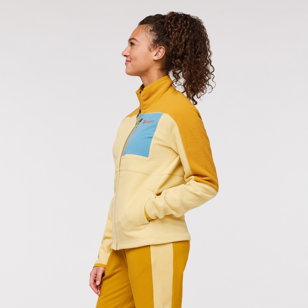 Abrazo Fleece Full-Zip Jacket - Women's, Amber/Wheat, Model London