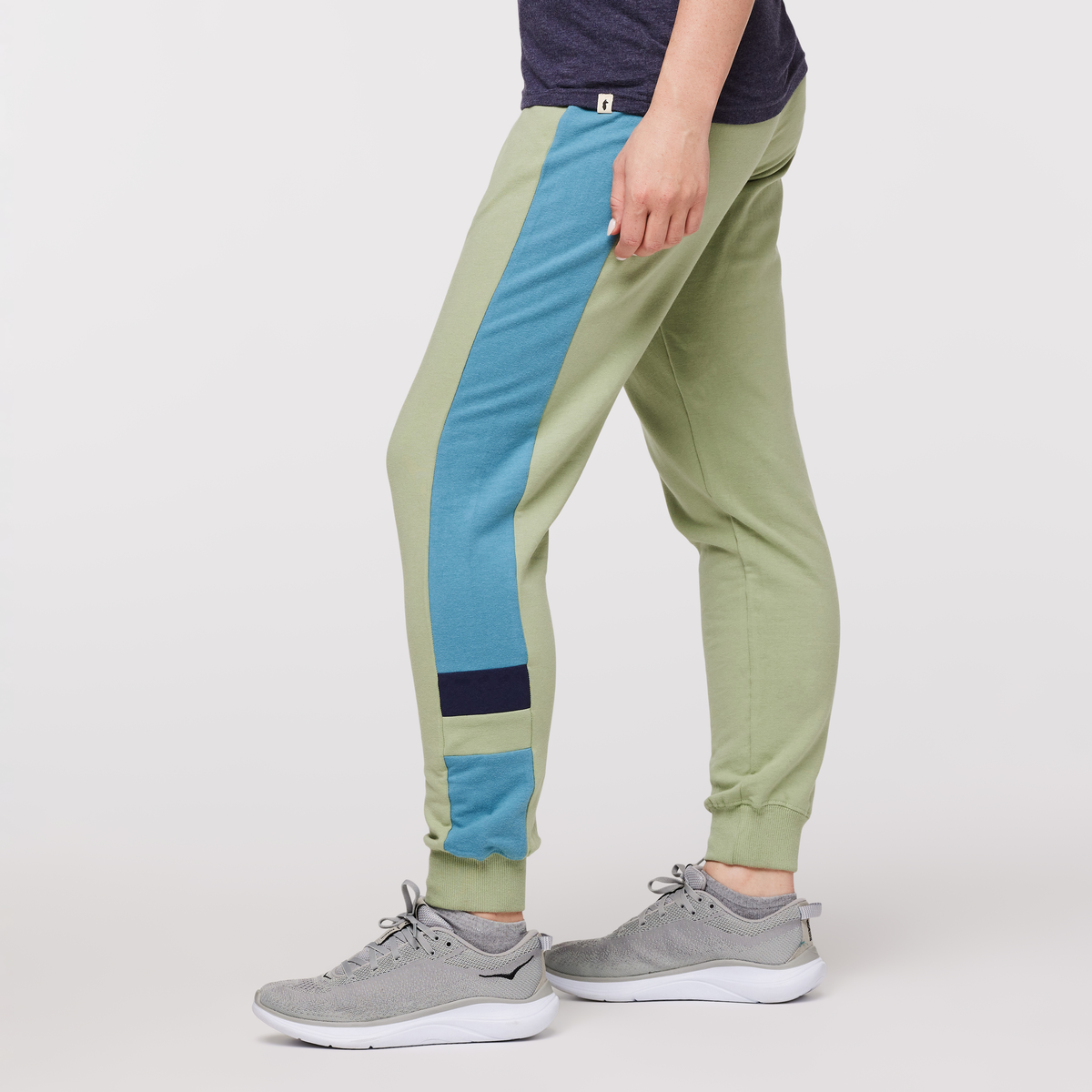 Bandera Organic Jogger - Women's, Aspen, Model Aya