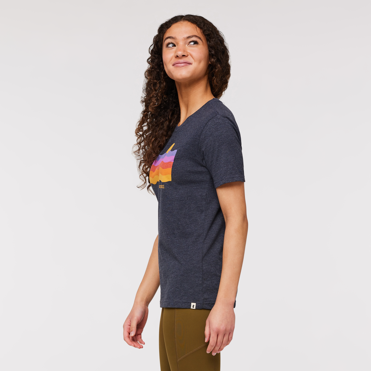 Disco Wave Organic T-Shirt - Women's, Graphite, Model London