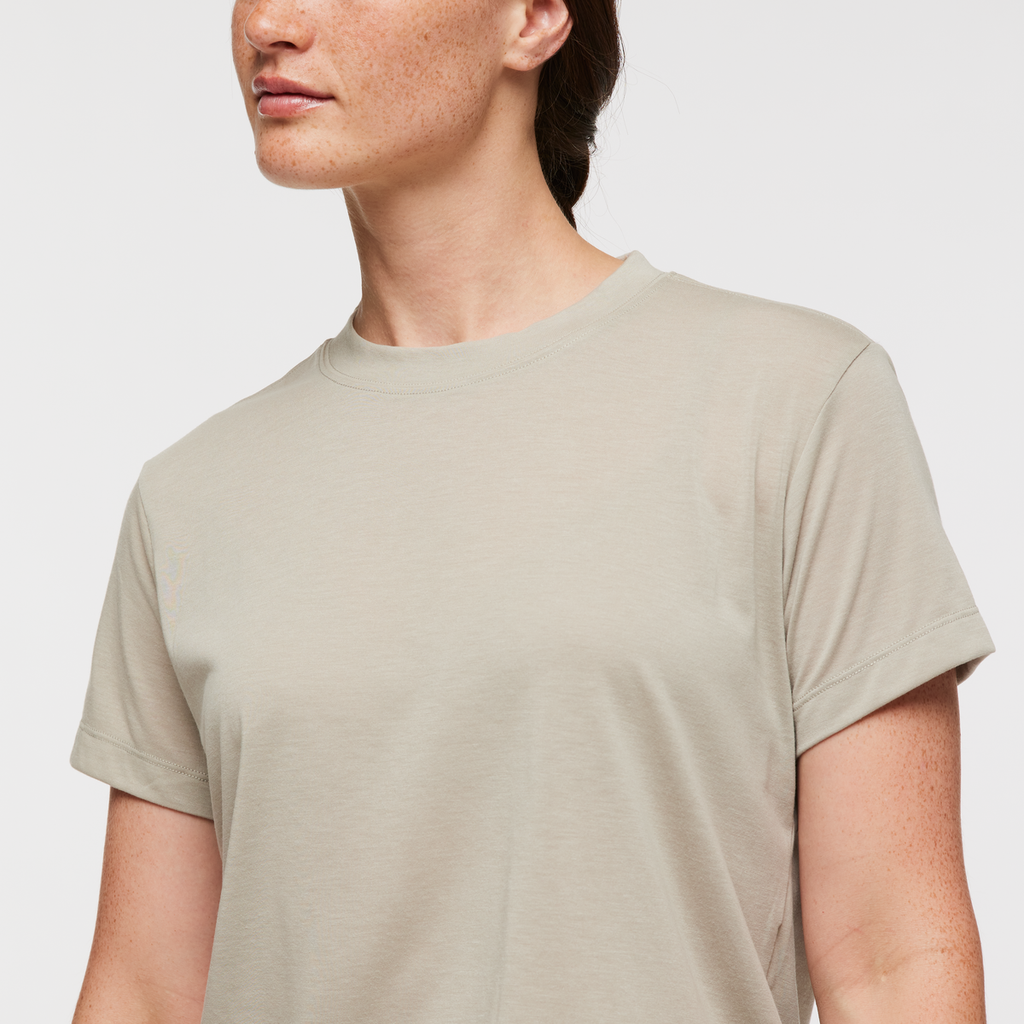 Paseo Travel Crop T-Shirt - Women's, Pebble, Model Aya