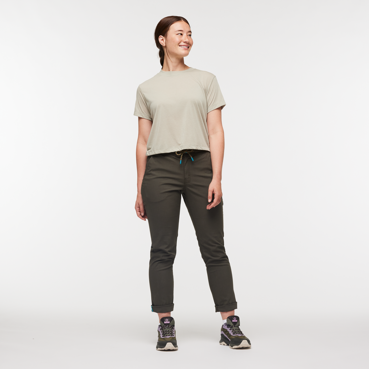 Paseo Travel Crop T-Shirt - Women's, Pebble, Model Aya