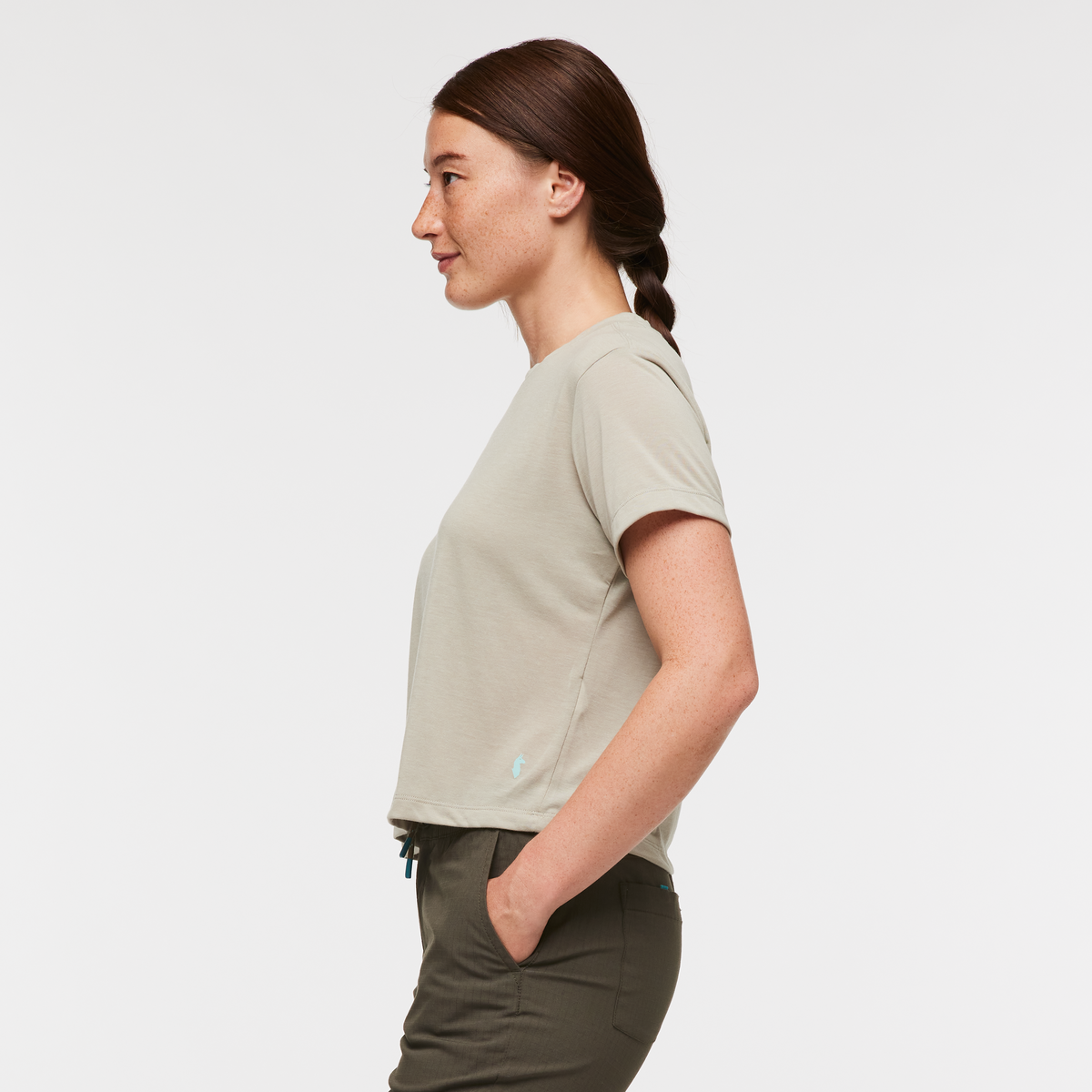 Paseo Travel Crop T-Shirt - Women's, Pebble, Model Aya