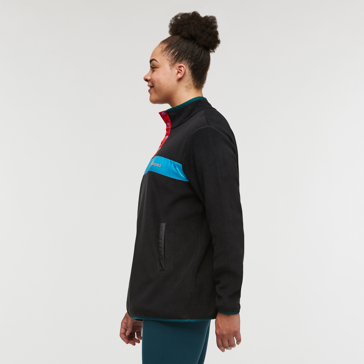 Teca Fleece Pullover - Women's, Round The World, Model Brianna