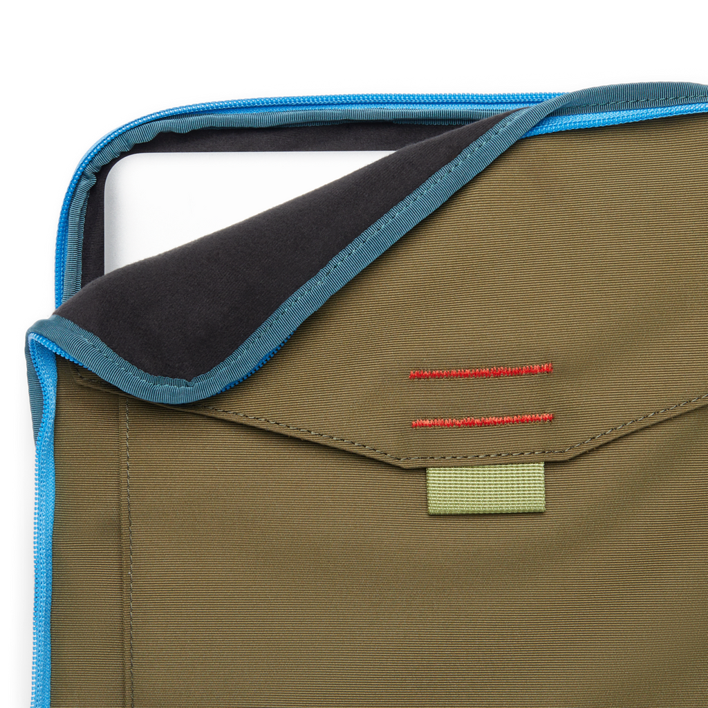 16 Inch Laptop Sleeve - Cada Día, Live Oak/Woods