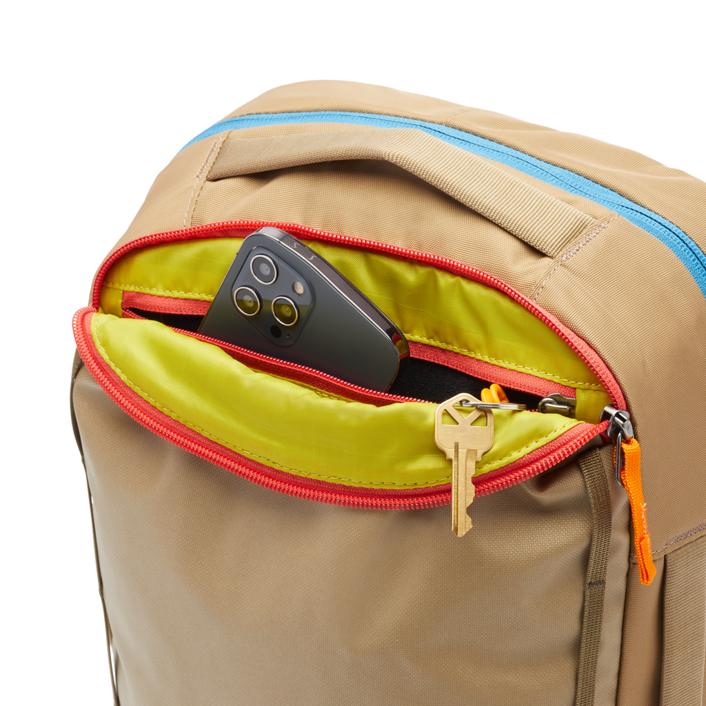 Chasqui 13L Sling - Cada Día, Desert