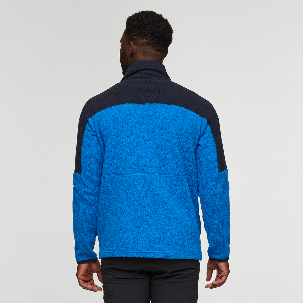 Abrazo Half-Zip Fleece Jacket - Men's, Carbon/Atlantic, Model Kirk