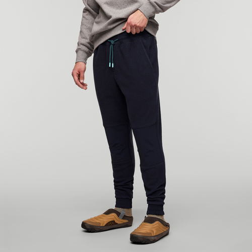 Abrazo Fleece Jogger - Men's, Carbon, Model Kellan