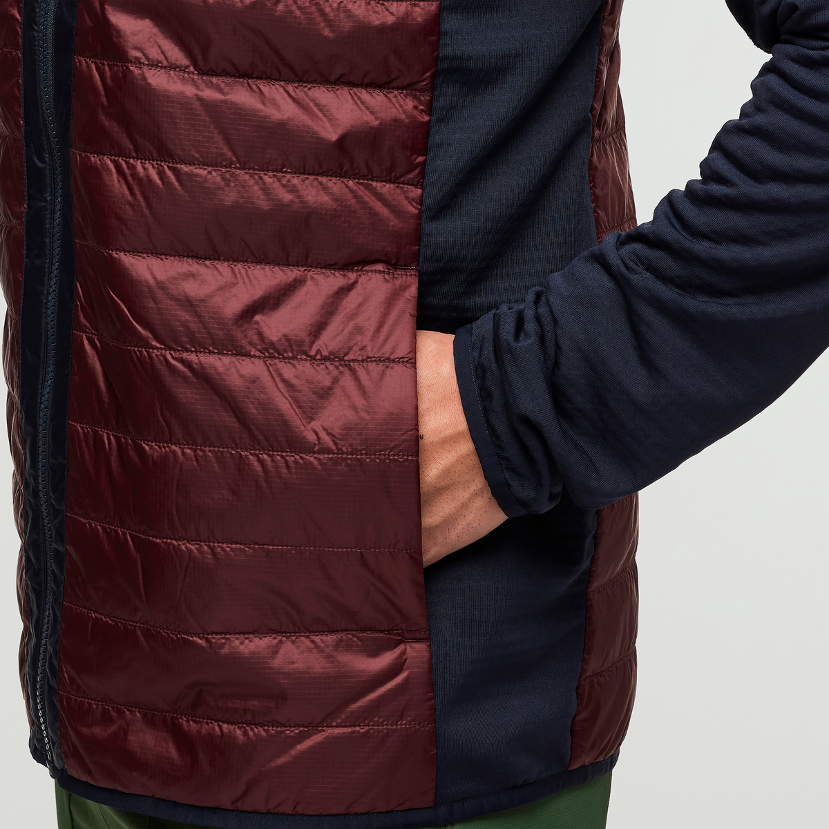 Capa Hybrid Insulated Jacket - Men's, Carbon/Chestnut, Model Justin