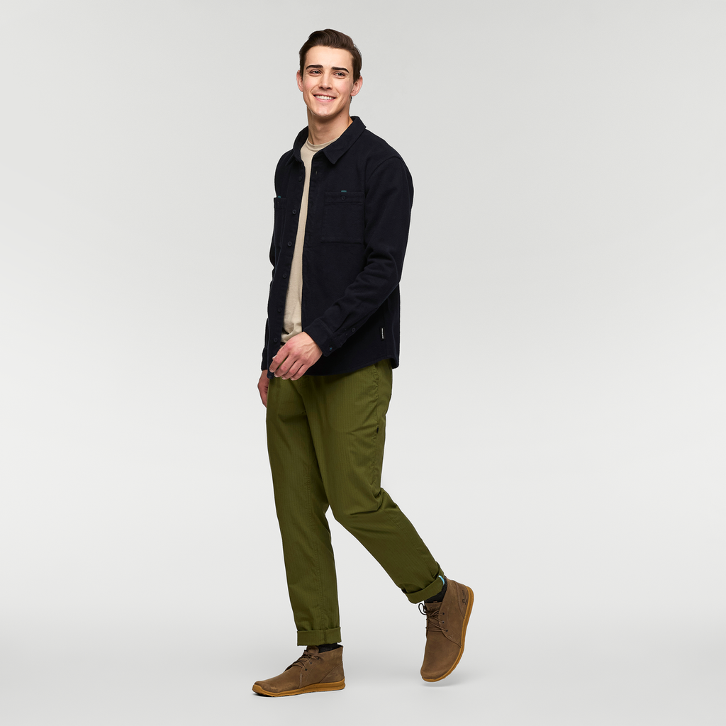Mero Organic Flannel Shirt - Men's, Carbon, Model Kellan