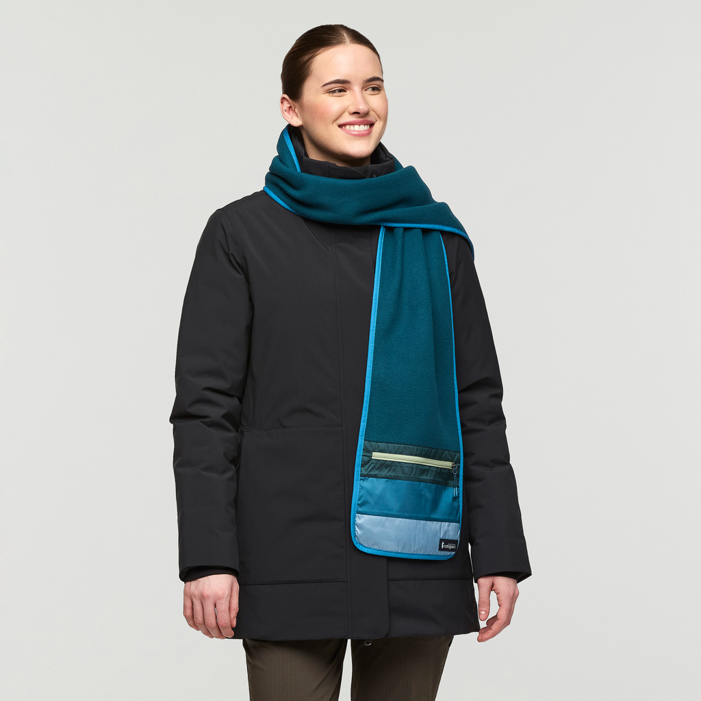 Teca Fleece Scarf, Detail