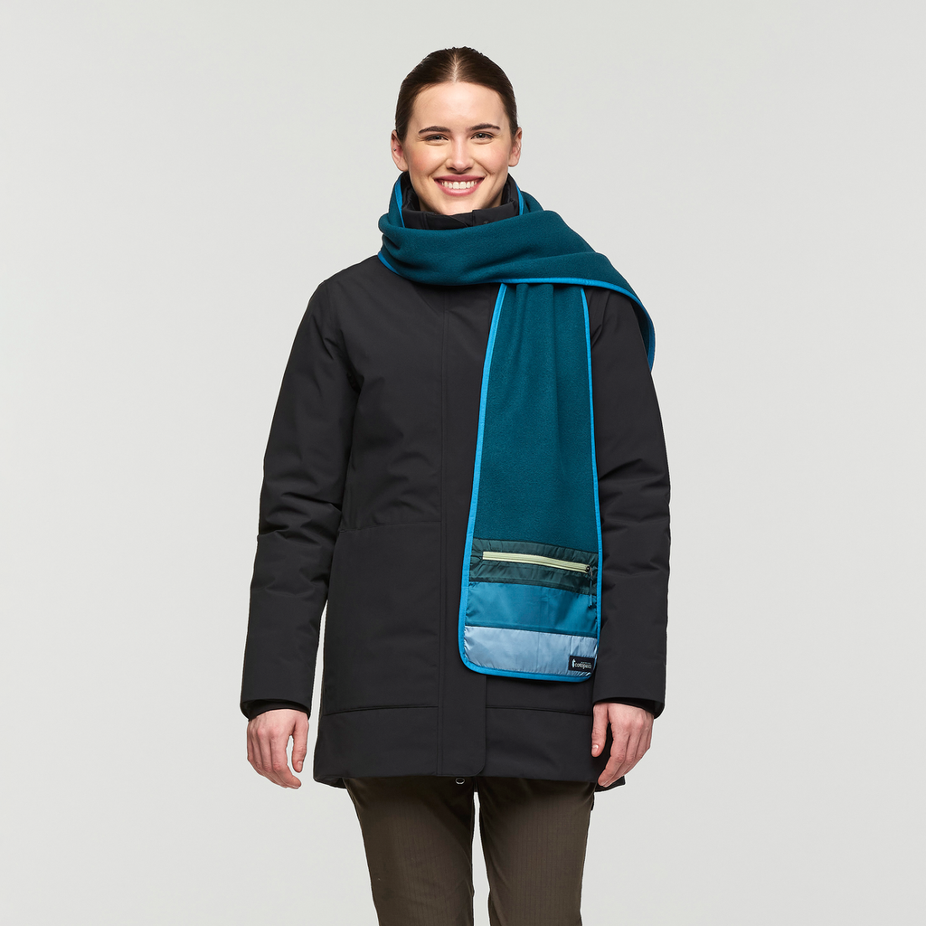 Teca Fleece Scarf, Detail