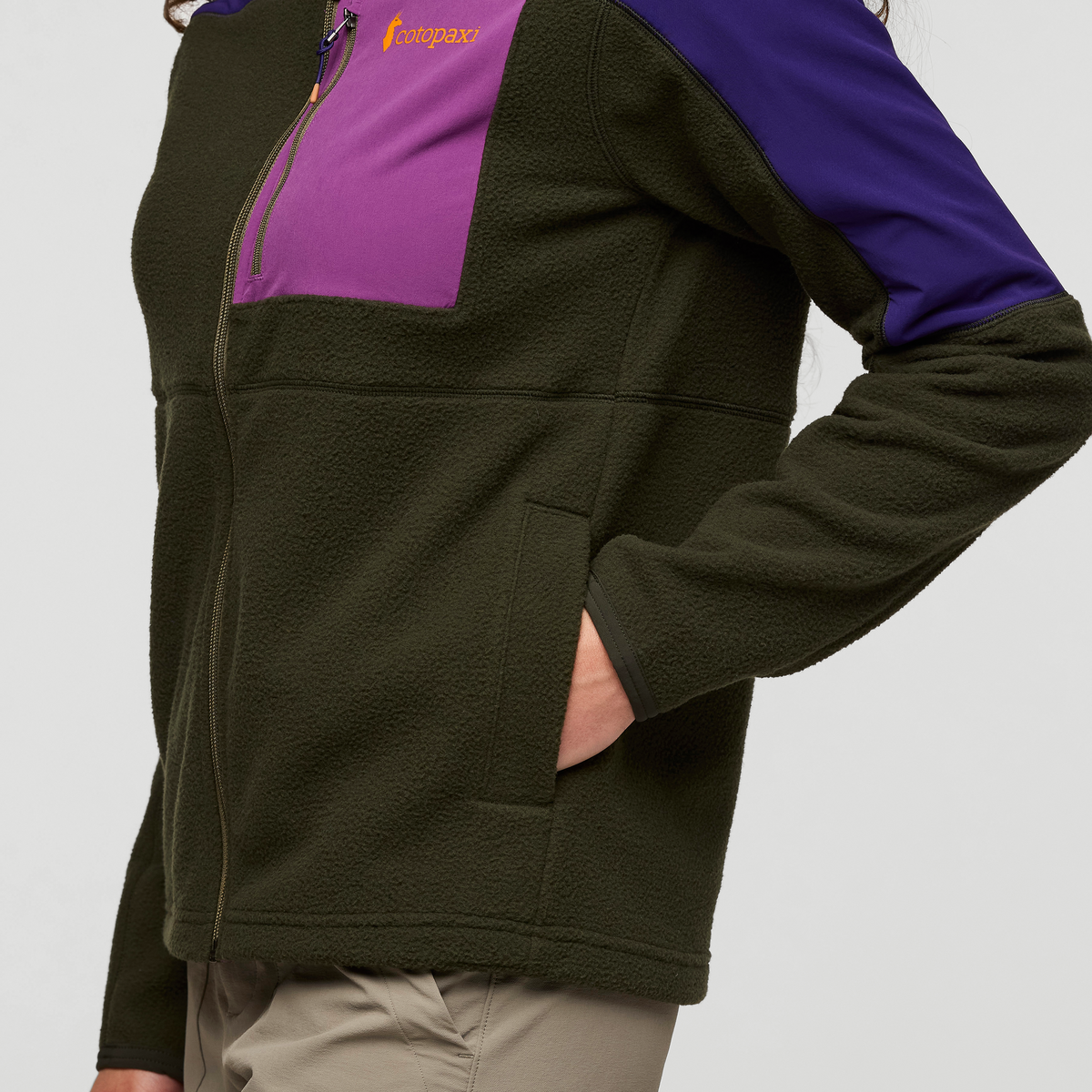 Abrazo Fleece Hooded Full-Zip Jacket - Women's, Black Violet/Woods, Model London