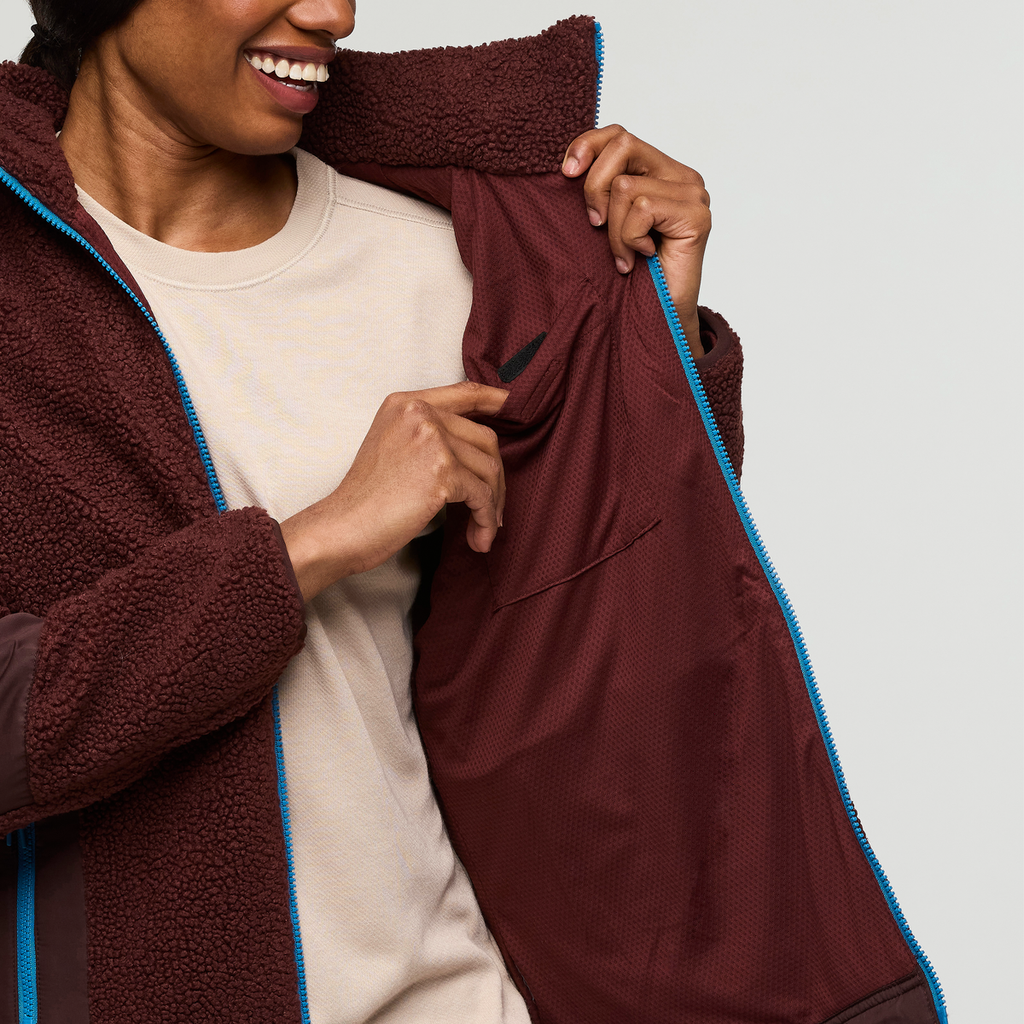 Bacano Fleece Jacket - Women's, Chestnut/Coffee, Model Sydney